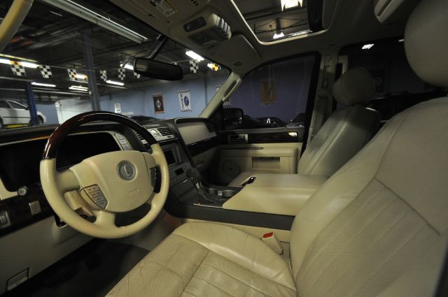 Lincoln Navigator Sport W/navigation SUV