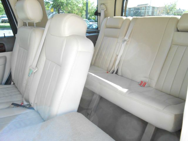 Lincoln Navigator 2004 photo 8