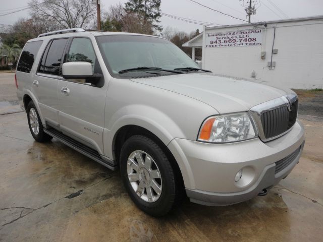 Lincoln Navigator 2004 photo 4