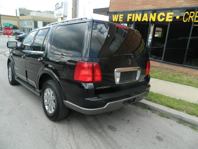 Lincoln Navigator 2004 photo 13