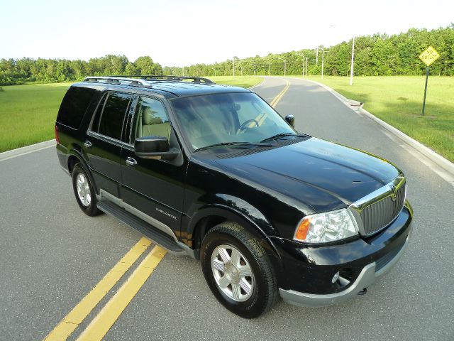Lincoln Navigator 2004 photo 4