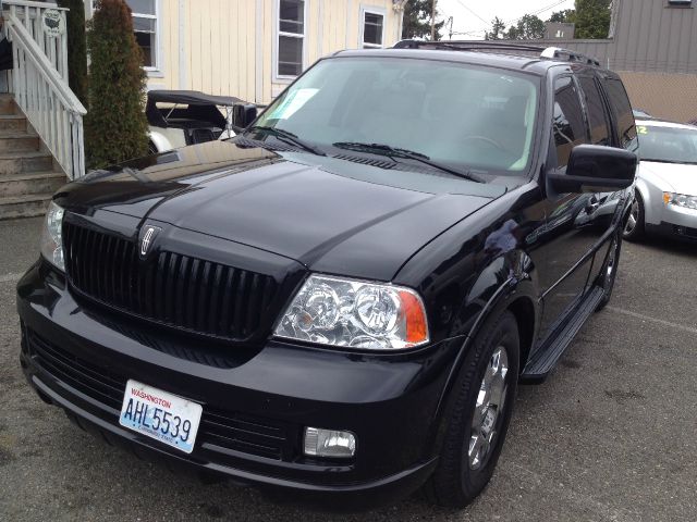 Lincoln Navigator 2005 photo 3