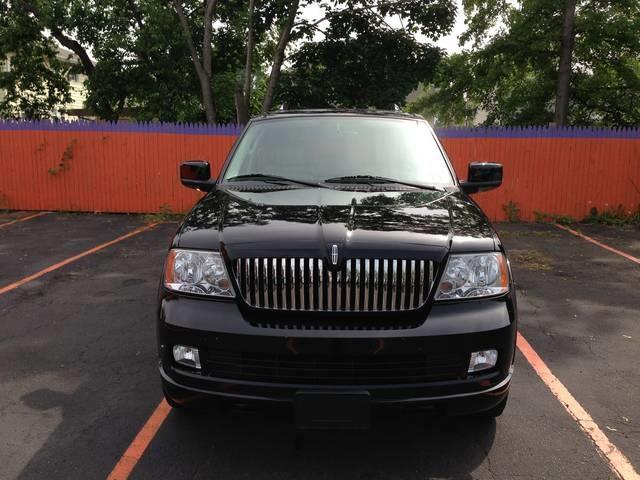 Lincoln Navigator 2005 photo 3