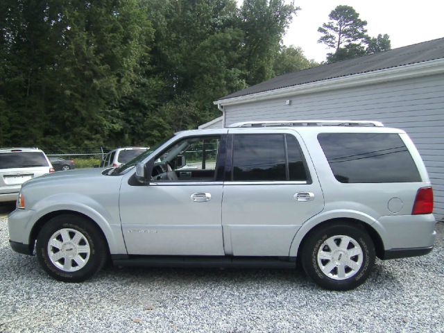 Lincoln Navigator 2005 photo 4