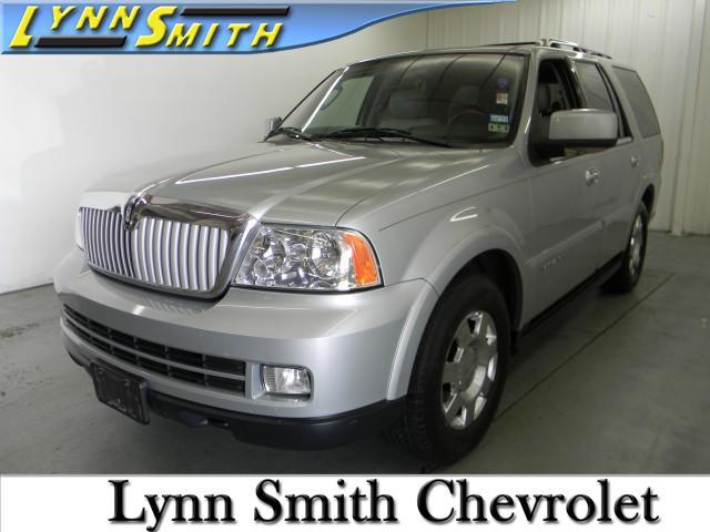Lincoln Navigator 2005 photo 4