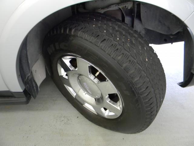 Lincoln Navigator 2005 photo 3