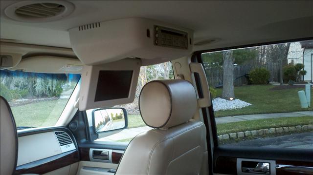 Lincoln Navigator 2005 photo 4