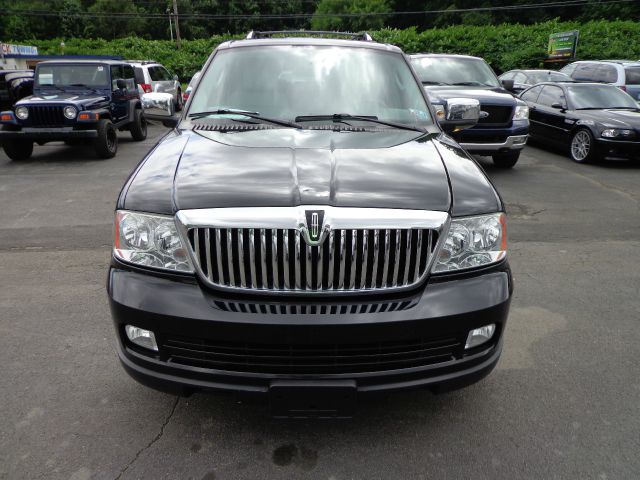 Lincoln Navigator 2005 photo 4