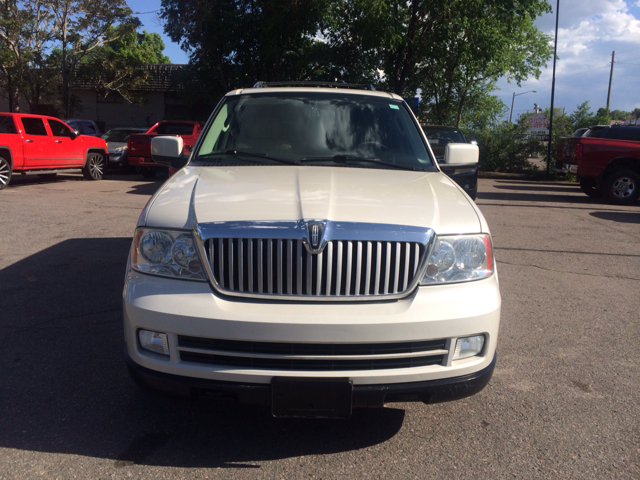 Lincoln Navigator 2005 photo 3