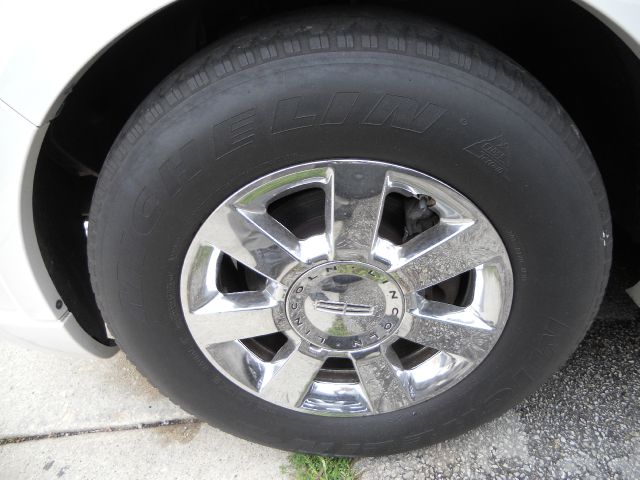 Lincoln Navigator EXT CAB 2500hd LS 4X4 SUV