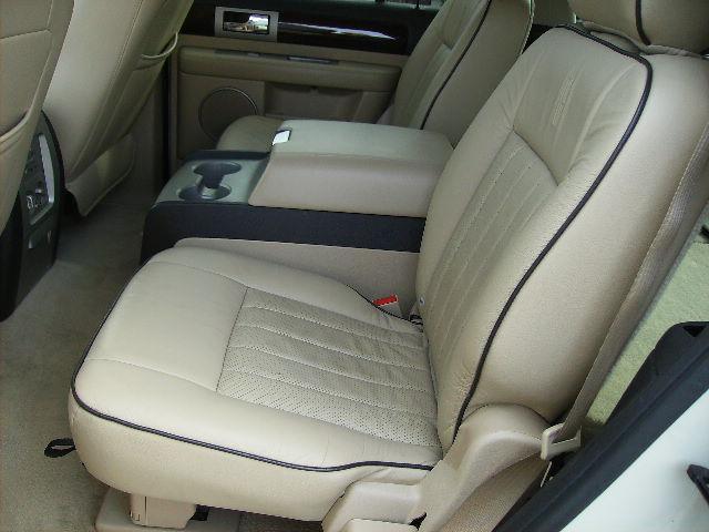 Lincoln Navigator 2006 photo 4