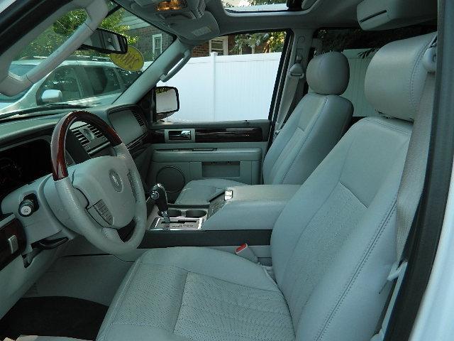 Lincoln Navigator 2006 photo 3