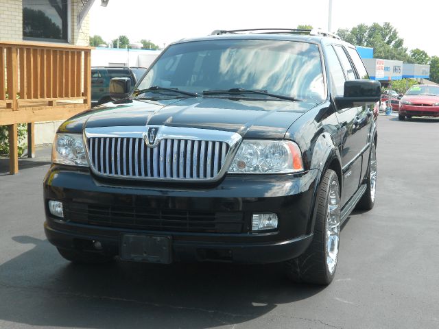 Lincoln Navigator 2006 photo 2