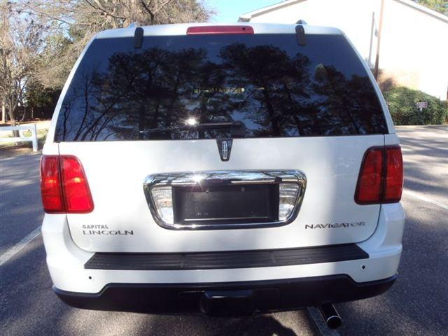 Lincoln Navigator 2006 photo 4