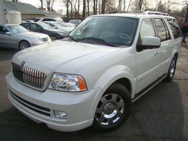 Lincoln Navigator SE 4door Sport Utility