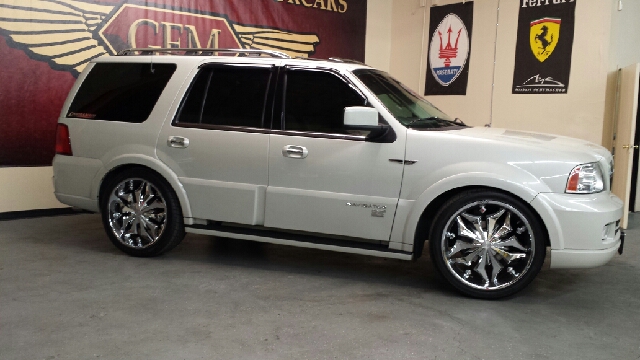Lincoln Navigator 2006 photo 1