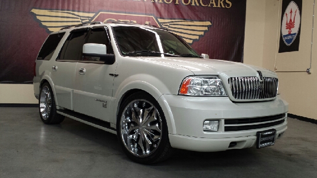 Lincoln Navigator 2006 photo 2