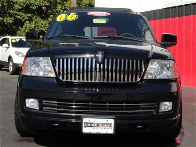 Lincoln Navigator 2006 photo 2