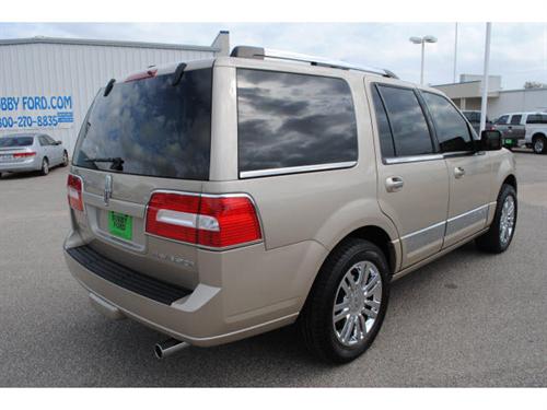 Lincoln Navigator 2007 photo 2