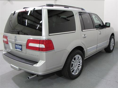 Lincoln Navigator 2WD 4dr V6 SE SUV Other