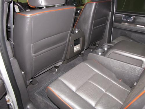 Lincoln Navigator 2007 photo 2