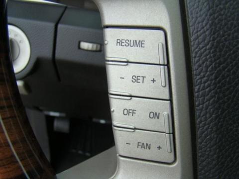 Lincoln Navigator GLS PZEV Other