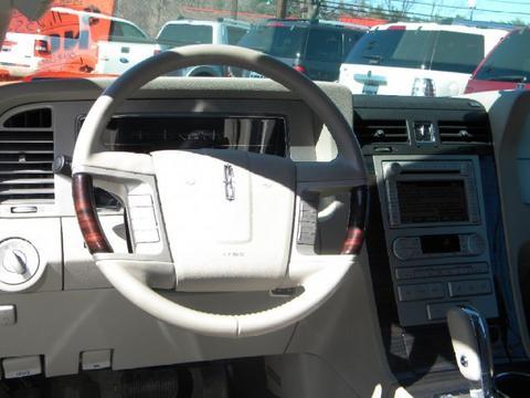 Lincoln Navigator 2008 photo 1