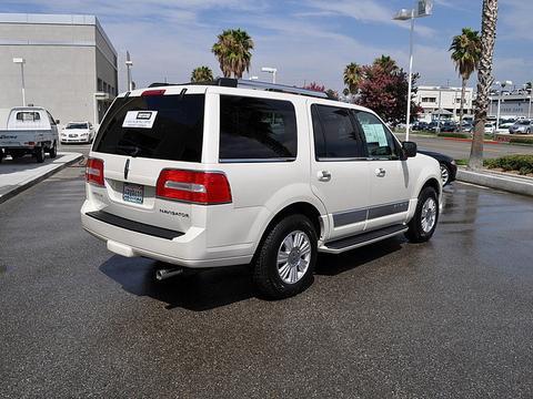 Lincoln Navigator 2008 photo 2