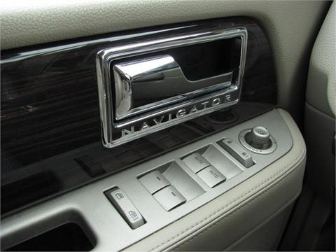 Lincoln Navigator 2008 photo 3