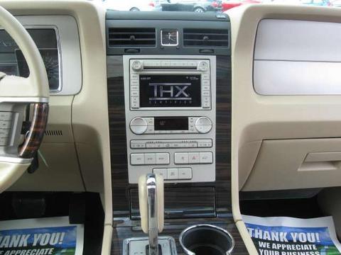 Lincoln Navigator 2008 photo 4