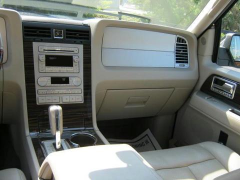 Lincoln Navigator 2008 photo 3
