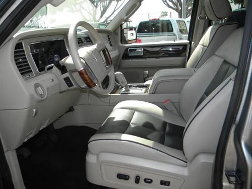 Lincoln Navigator 2008 photo 3
