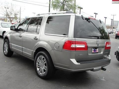 Lincoln Navigator 2008 photo 3