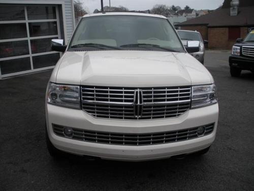 Lincoln Navigator 530i Sedan Other