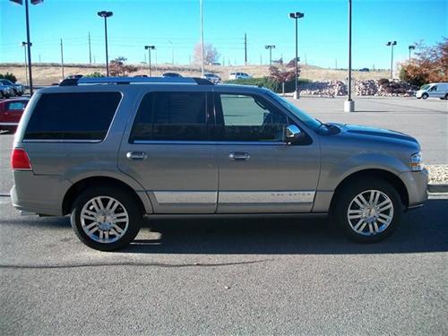 Lincoln Navigator 2008 photo 2
