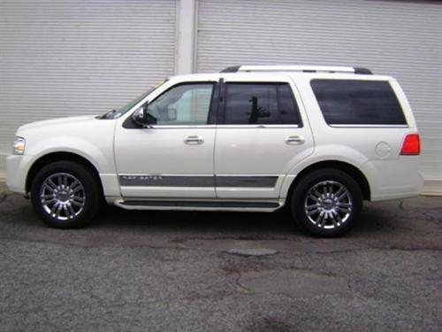 Lincoln Navigator 2008 photo 2