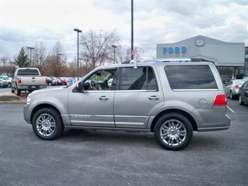Lincoln Navigator 2008 photo 2