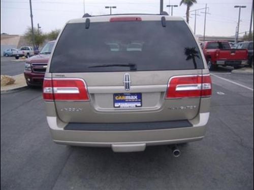 Lincoln Navigator 2008 photo 2