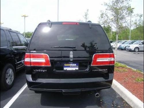 Lincoln Navigator 2008 photo 4