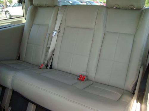 Lincoln Navigator 2008 photo 3