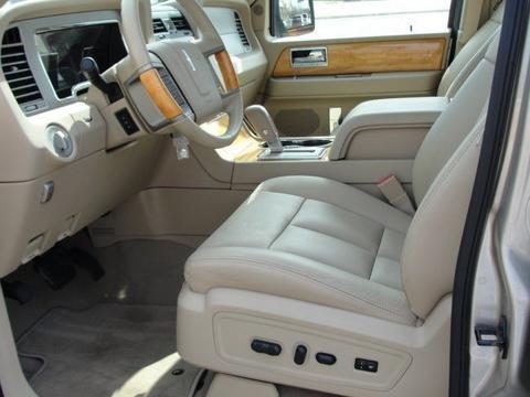 Lincoln Navigator 2008 photo 4