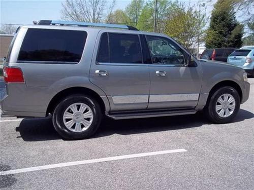 Lincoln Navigator 2008 photo 2