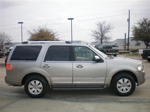 Lincoln Navigator 2008 photo 4