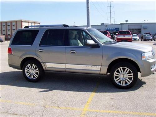 Lincoln Navigator 530i Sedan Other