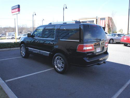 Lincoln Navigator 2008 photo 2