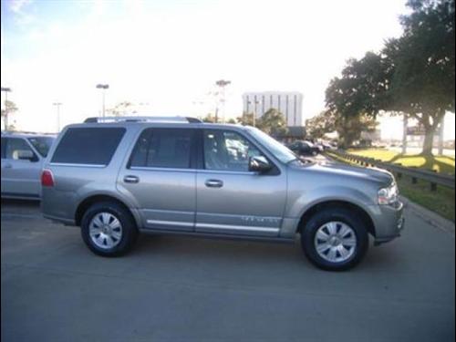 Lincoln Navigator 2008 photo 1