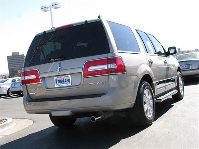 Lincoln Navigator 2008 photo 3
