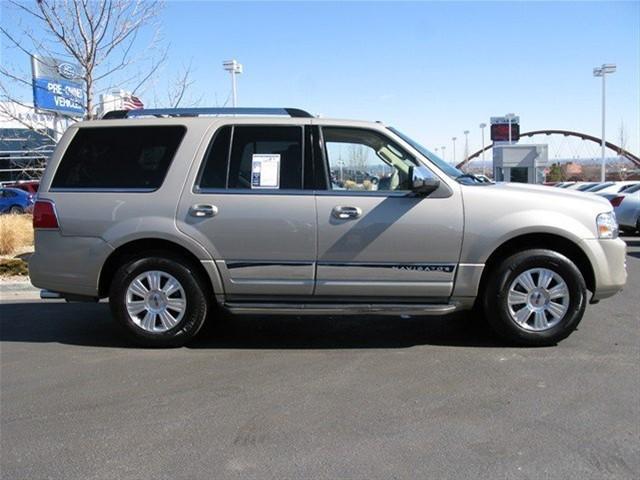 Lincoln Navigator 2008 photo 2