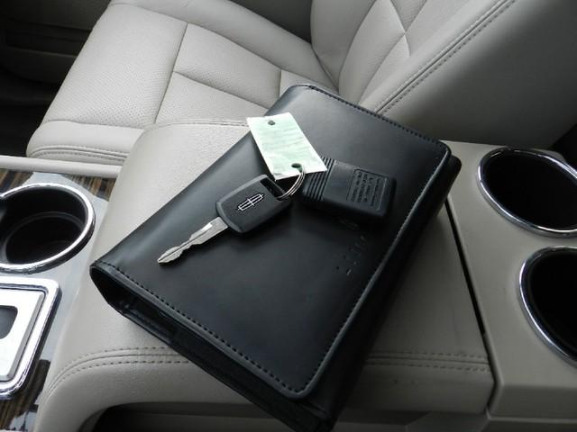 Lincoln Navigator 2008 photo 2