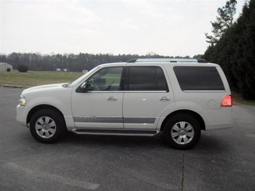 Lincoln Navigator 2008 photo 2